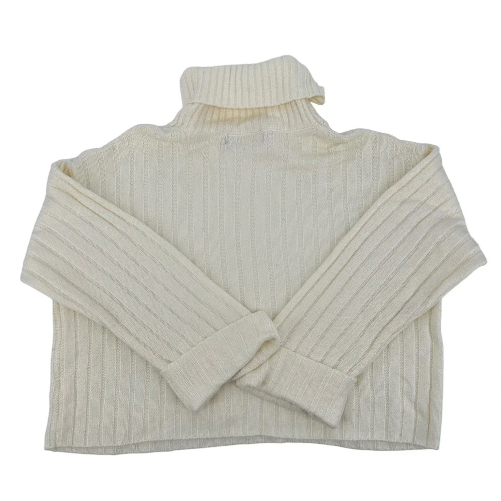 Womens Rhinestone Embellished Cream Turtleneck Ribbed Knit Sweater‎ Boxy Crop